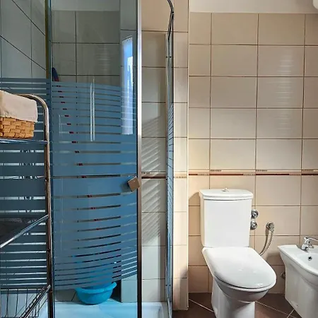 Apartment Klara's 3 Bdr Self-checkin Lungomare Vlore