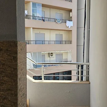Klara's 3 Bdr Self-checkin Lungomare Vlore