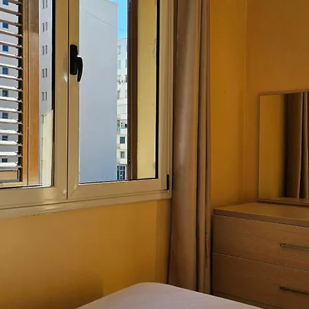 Apartment Klara's 3 Bdr Self-checkin Lungomare Vlore