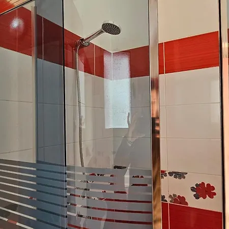 Apartment Klara's 3 Bdr Self-checkin Lungomare Vlore