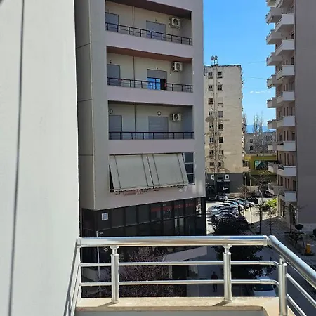 Apartment Klara's 3 Bdr Self-checkin Lungomare Vlore