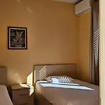 Appartement Klara's 3 Bdr Self-checkin Lungomare Vlorë