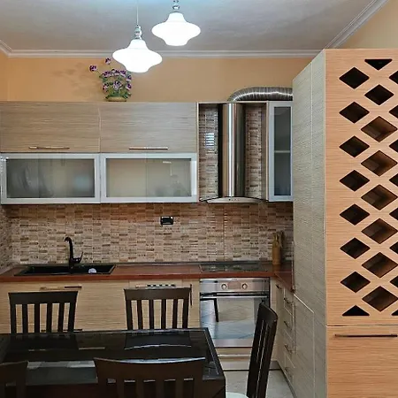 Klara's 3 Bdr Self-checkin Lungomare *