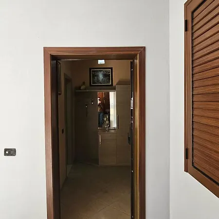 Klara's 3 Bdr Self-checkin Lungomare * Vlorë