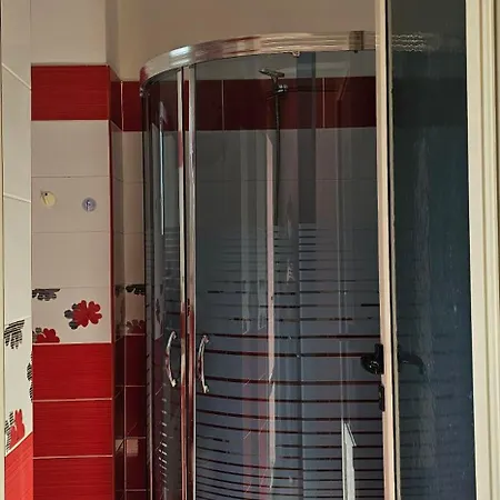 Klara's 3 Bdr Self-checkin Lungomare