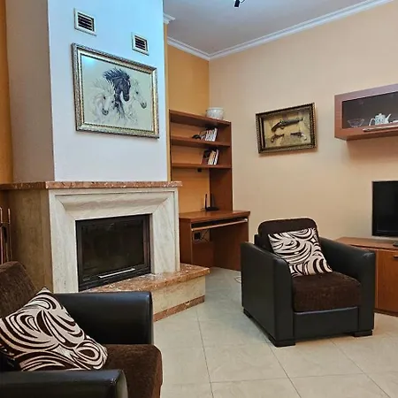 Klara's 3 Bdr Self-checkin Lungomare *