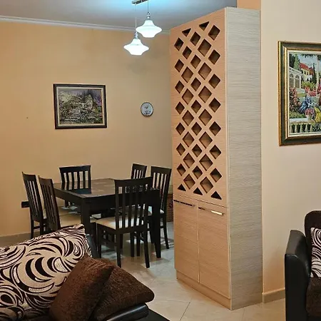 Klara's 3 Bdr Self-checkin Lungomare Διαμέρισμα