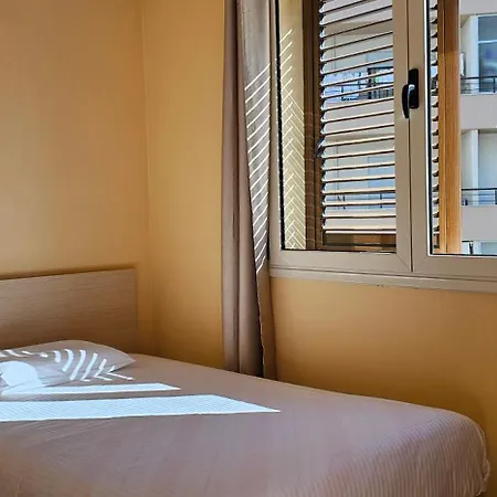 Klara's 3 Bdr Self-checkin Lungomare * Vlorë