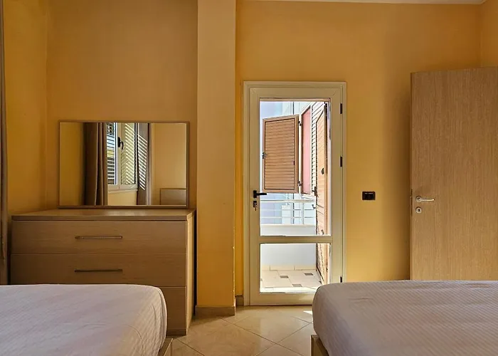 Apartamento Klara's 3 Bdr Self-checkin Lungomare *