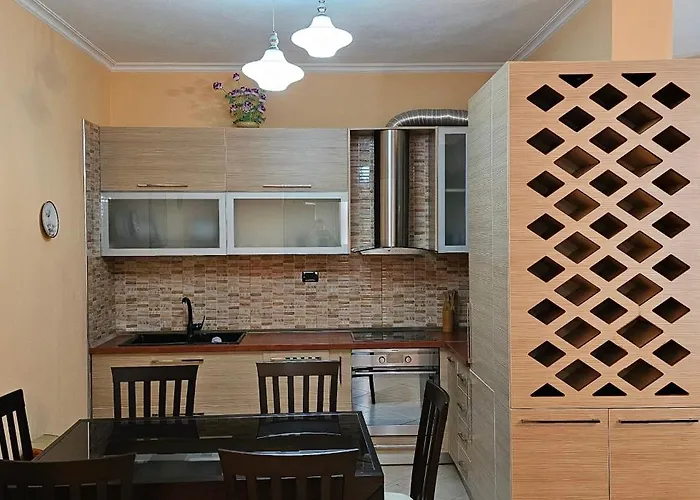 Klara's 3 Bdr Self-checkin Lungomare *