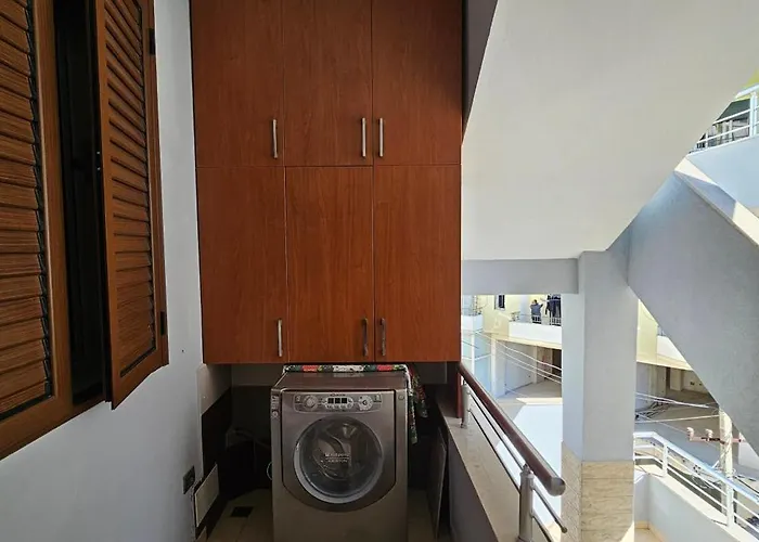 Klara's 3 Bdr Self-checkin Lungomare