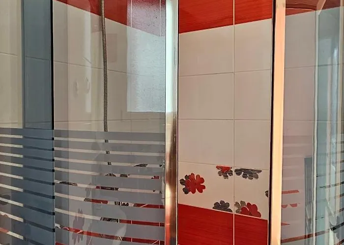 Klara's 3 Bdr Self-checkin Lungomare * Vlorë