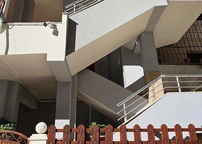 Klara's 3 Bdr Self-checkin Lungomare Apartamento Vlorë