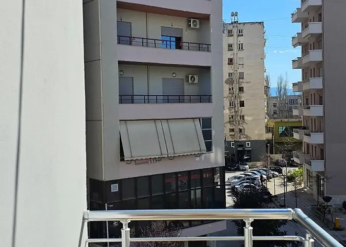 Apartamento Klara's 3 Bdr Self-checkin Lungomare Vlorë