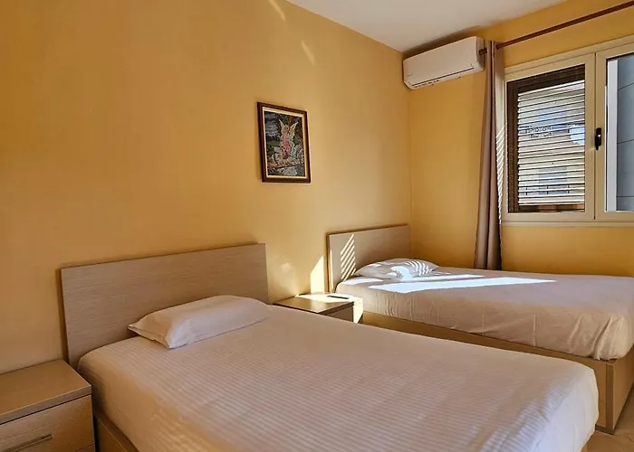 Apartamento Klara's 3 Bdr Self-checkin Lungomare