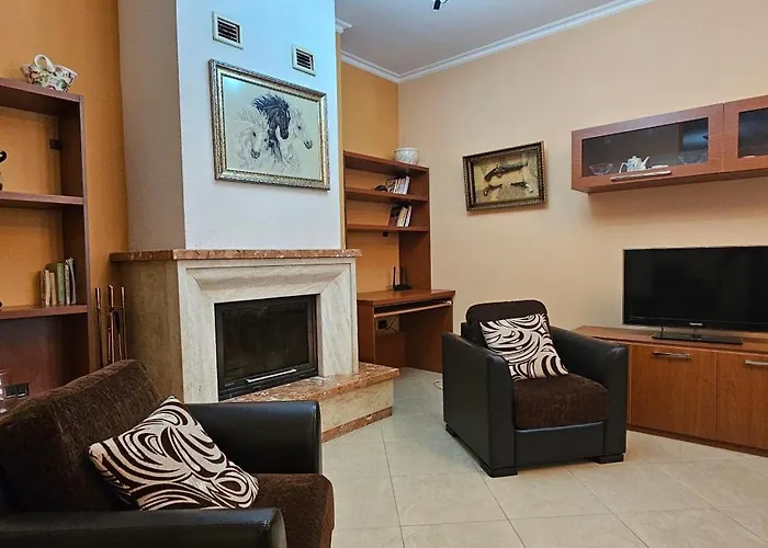 Klara's 3 Bdr Self-checkin Lungomare *