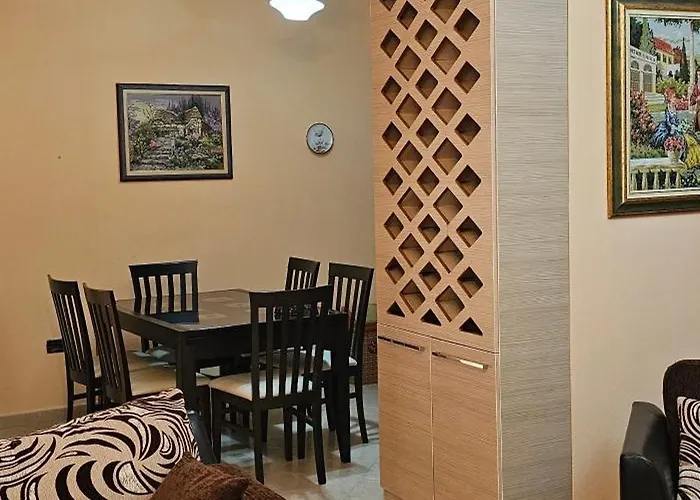 Klara's 3 Bdr Self-checkin Lungomare Apartamento