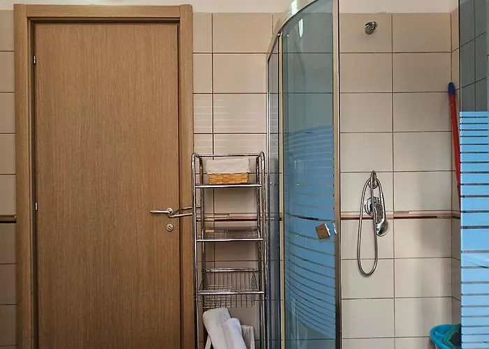 Klara's 3 Bdr Self-checkin Lungomare