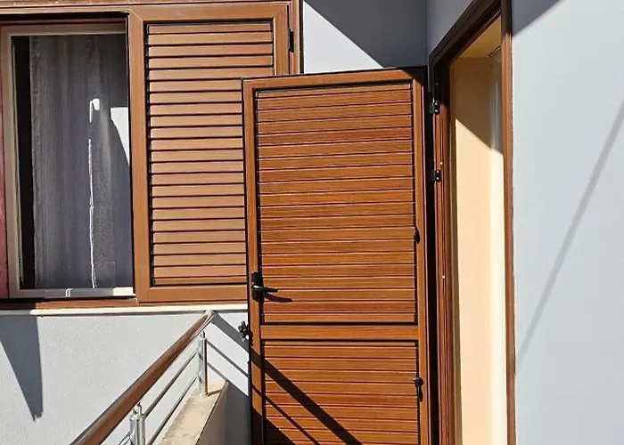 Apartamento Klara's 3 Bdr Self-checkin Lungomare