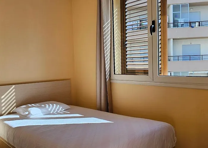 Klara's 3 Bdr Self-checkin Lungomare * Vlorë